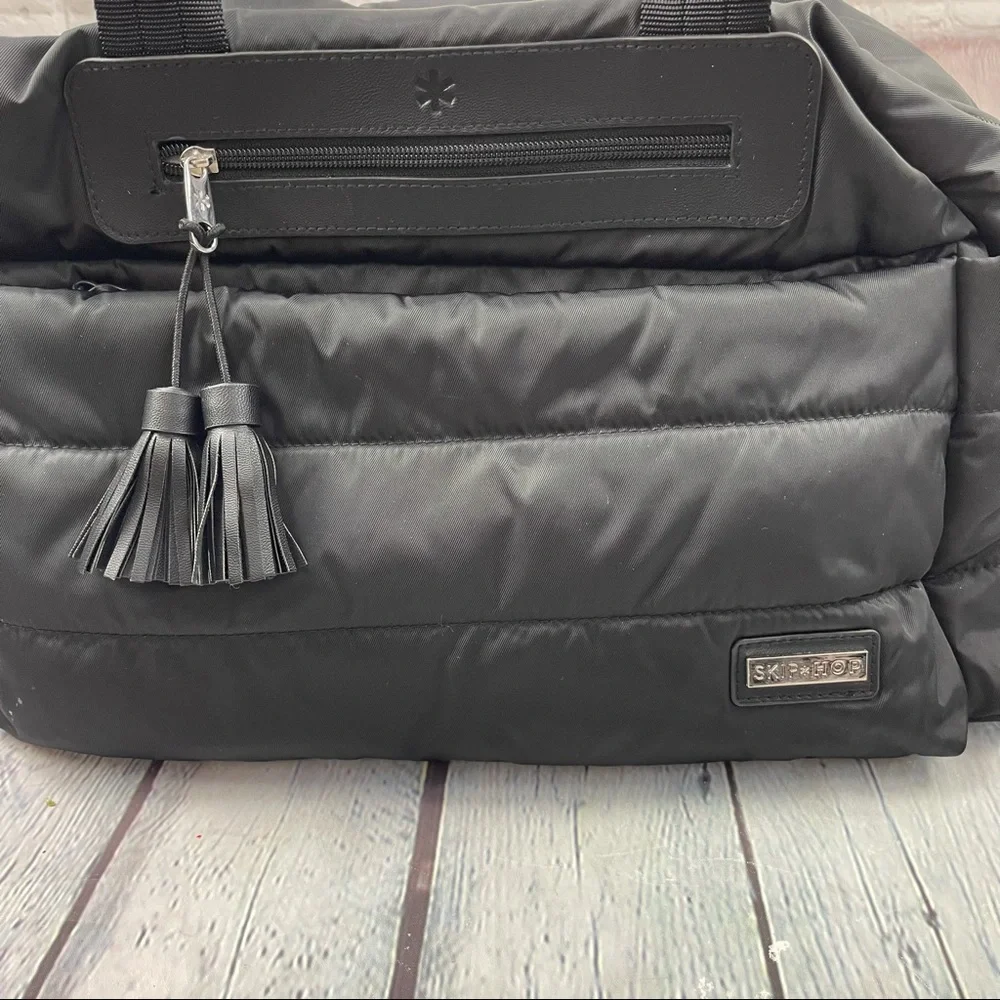NWOT Skip Hop Black Riverside Diaper Satchel